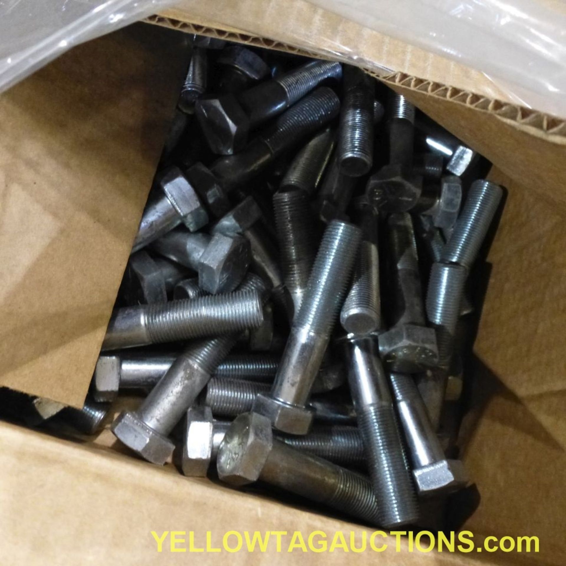 Lot of (1) Pallet of 3/4" - 16 X 3-1/2" Fine Bolts|Tag: 374