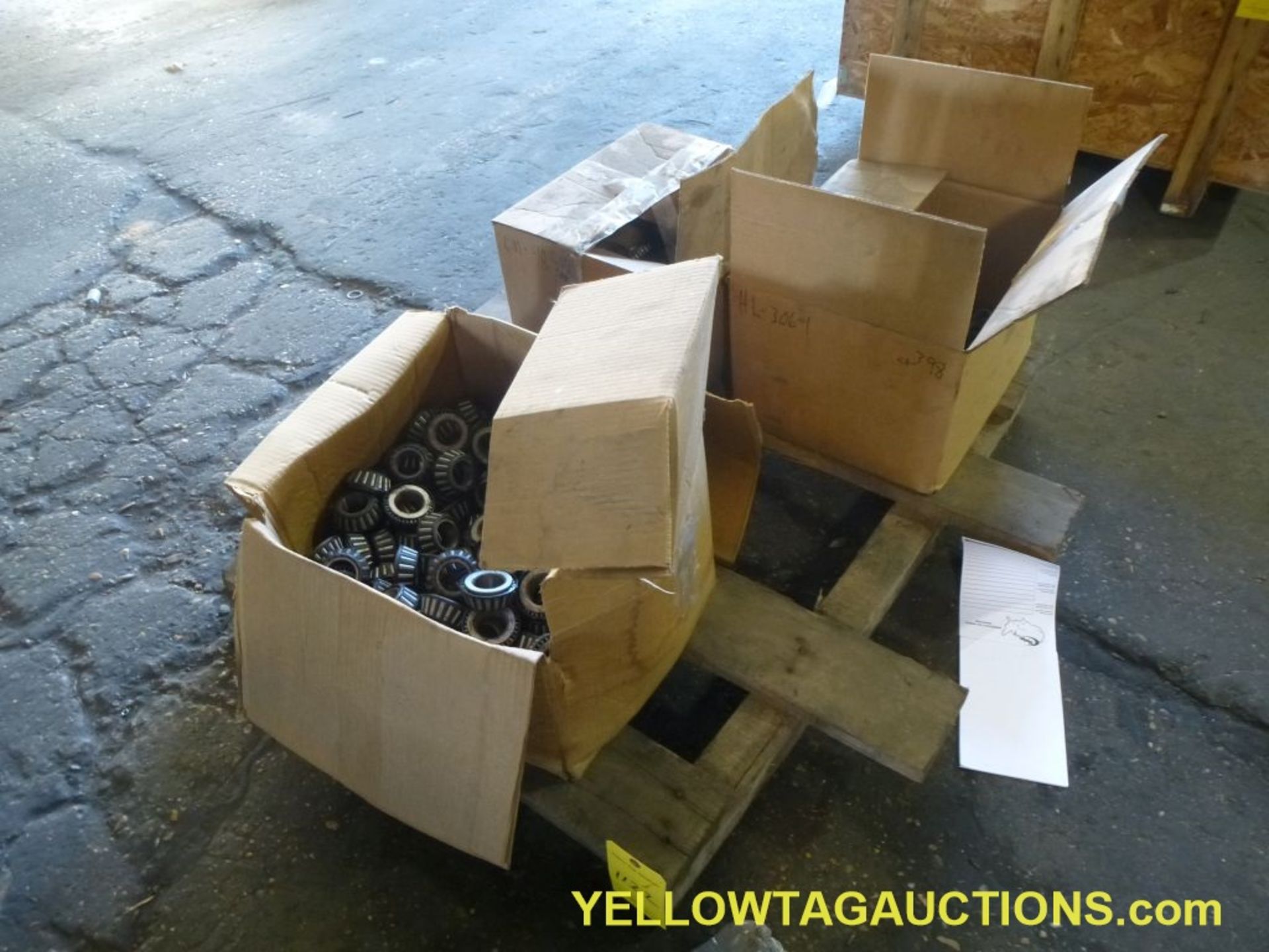 Lot of Approx. (650) Assorted Bearings|Approx. (300) SST, HM88649; Approx. (200) ZXY, L44645; - Bild 7 aus 7