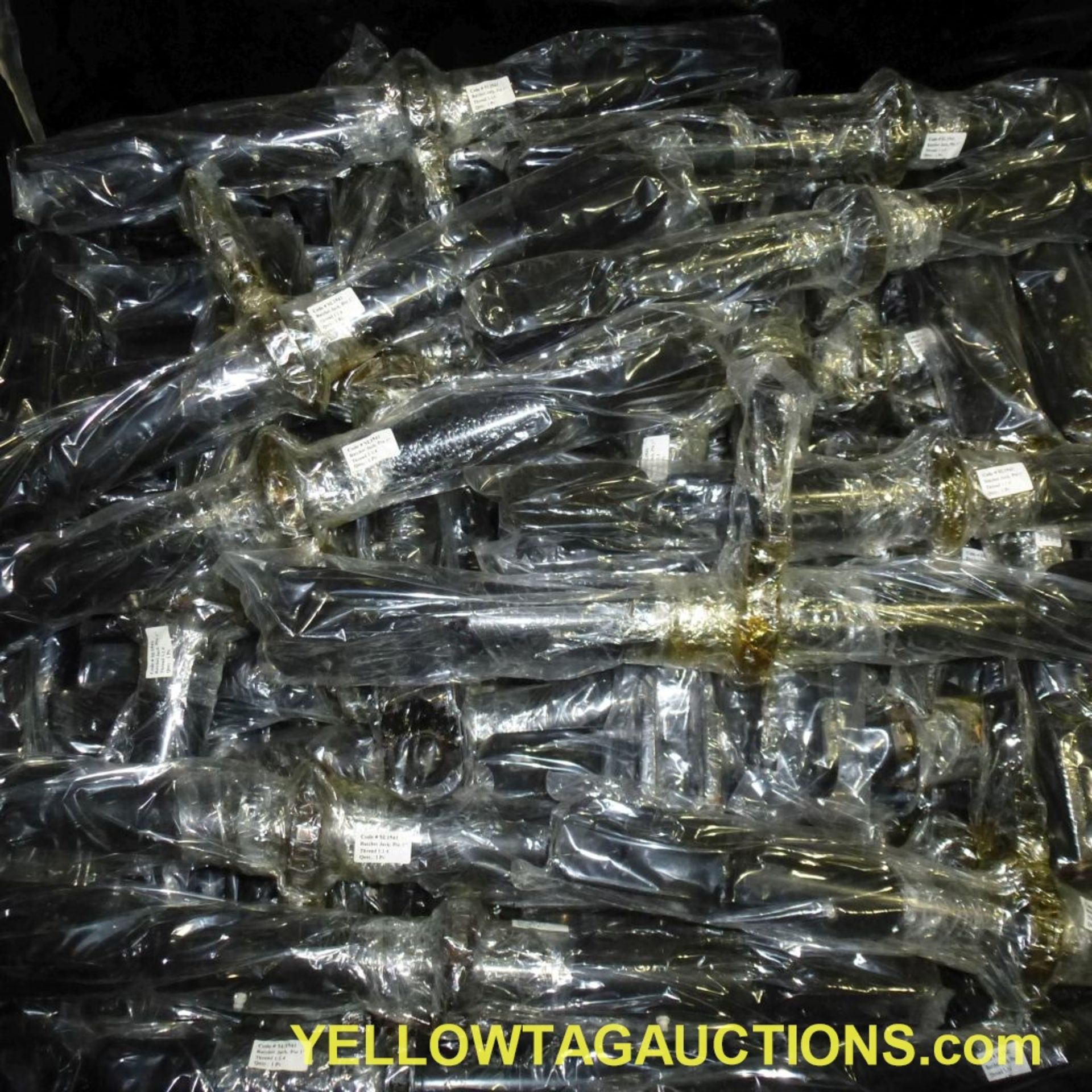 Lot of Approx. (60) Ratchet Jacks|1" Bore|Tag: 506 - Image 4 of 12