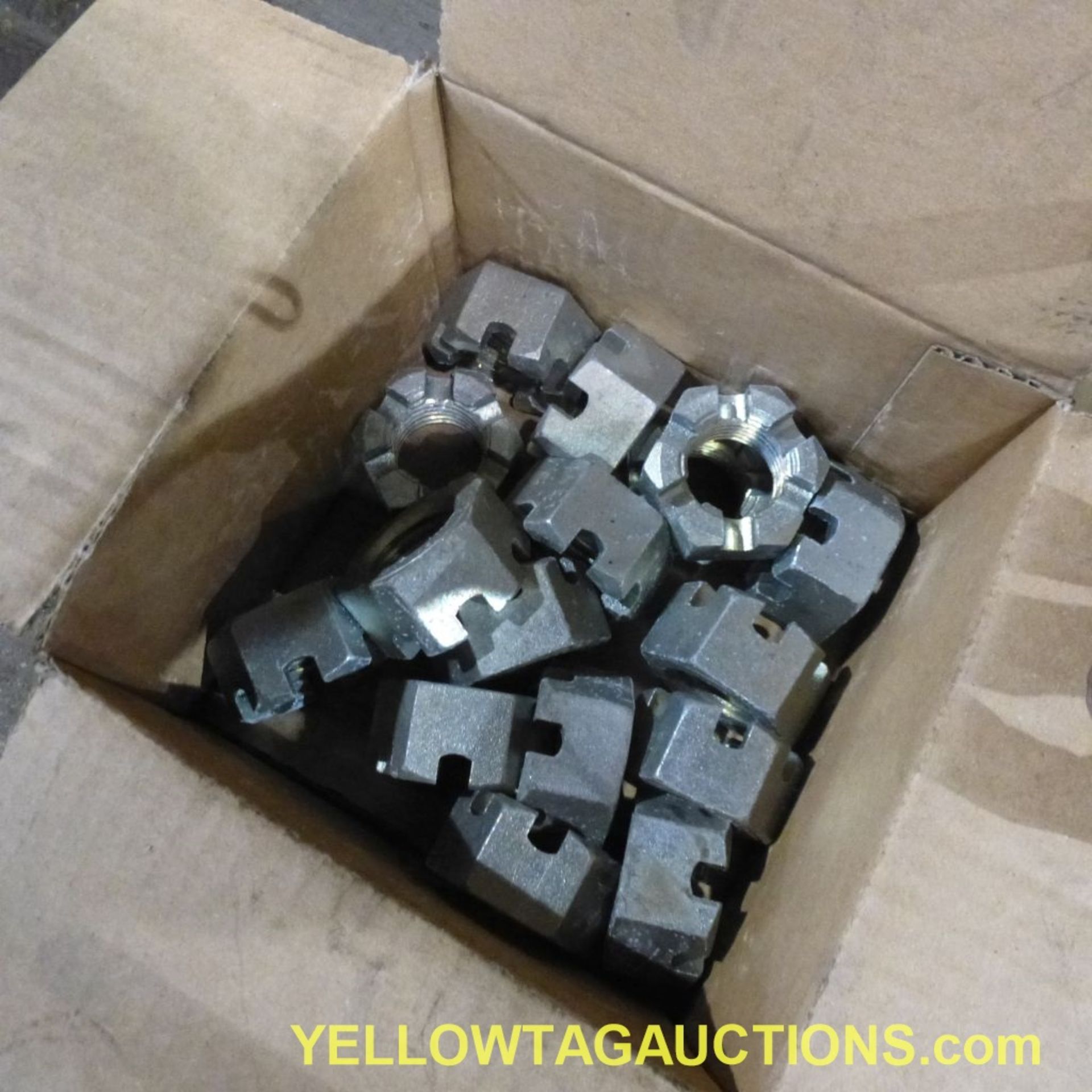 Lot of (1) Pallet of Assorted Hex Head Bolts and Hardware|Tag: 379 - Bild 4 aus 4