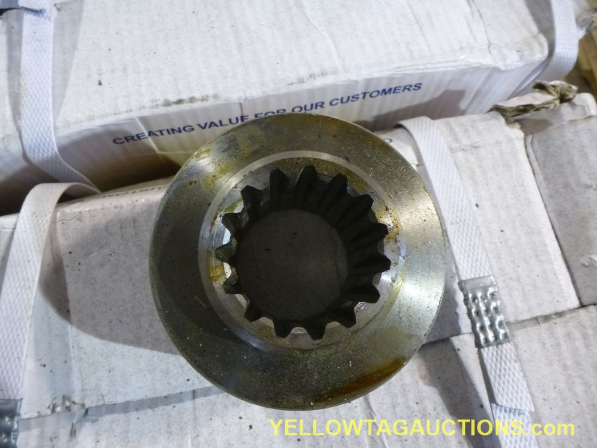 Lot of Approx. (100) Splined Hubs|Tag: 1101 - Image 4 of 6