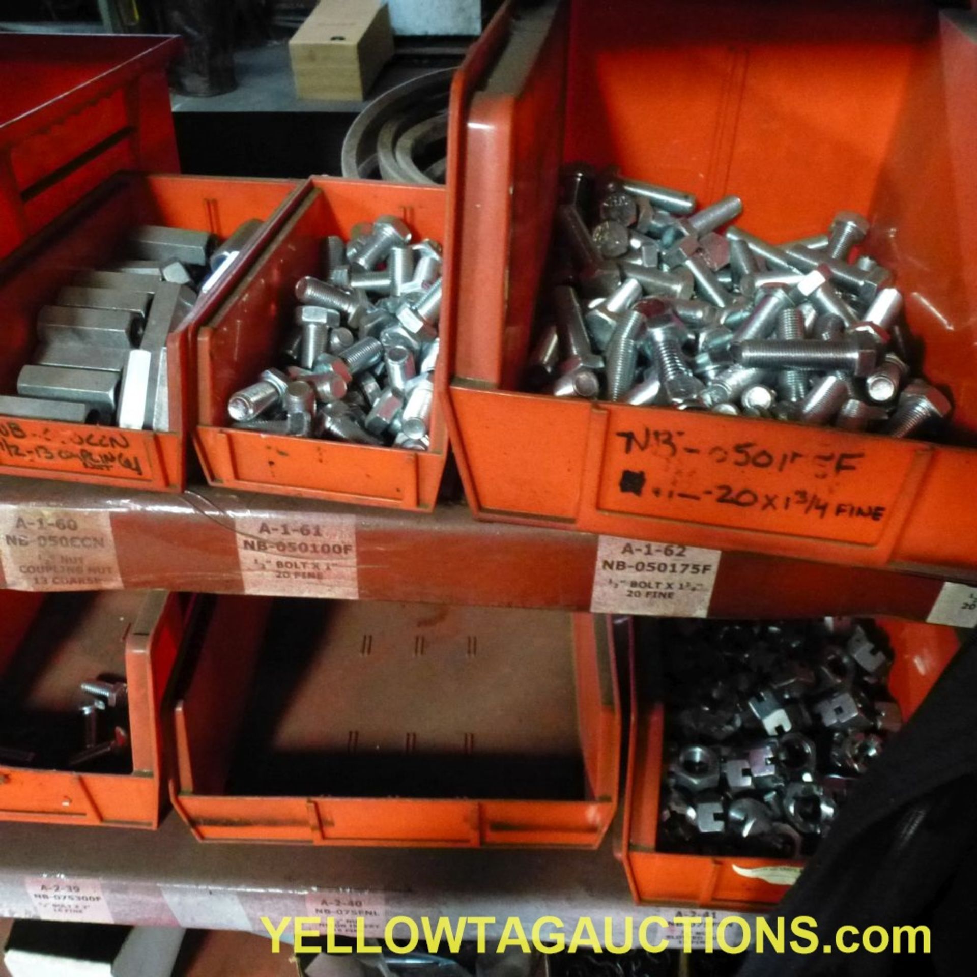 Lot of (3) Shelves with Contents|Includes: Bolt Bins, Hardware, Nuts, Bolts, Washers, Lock - Bild 9 aus 36