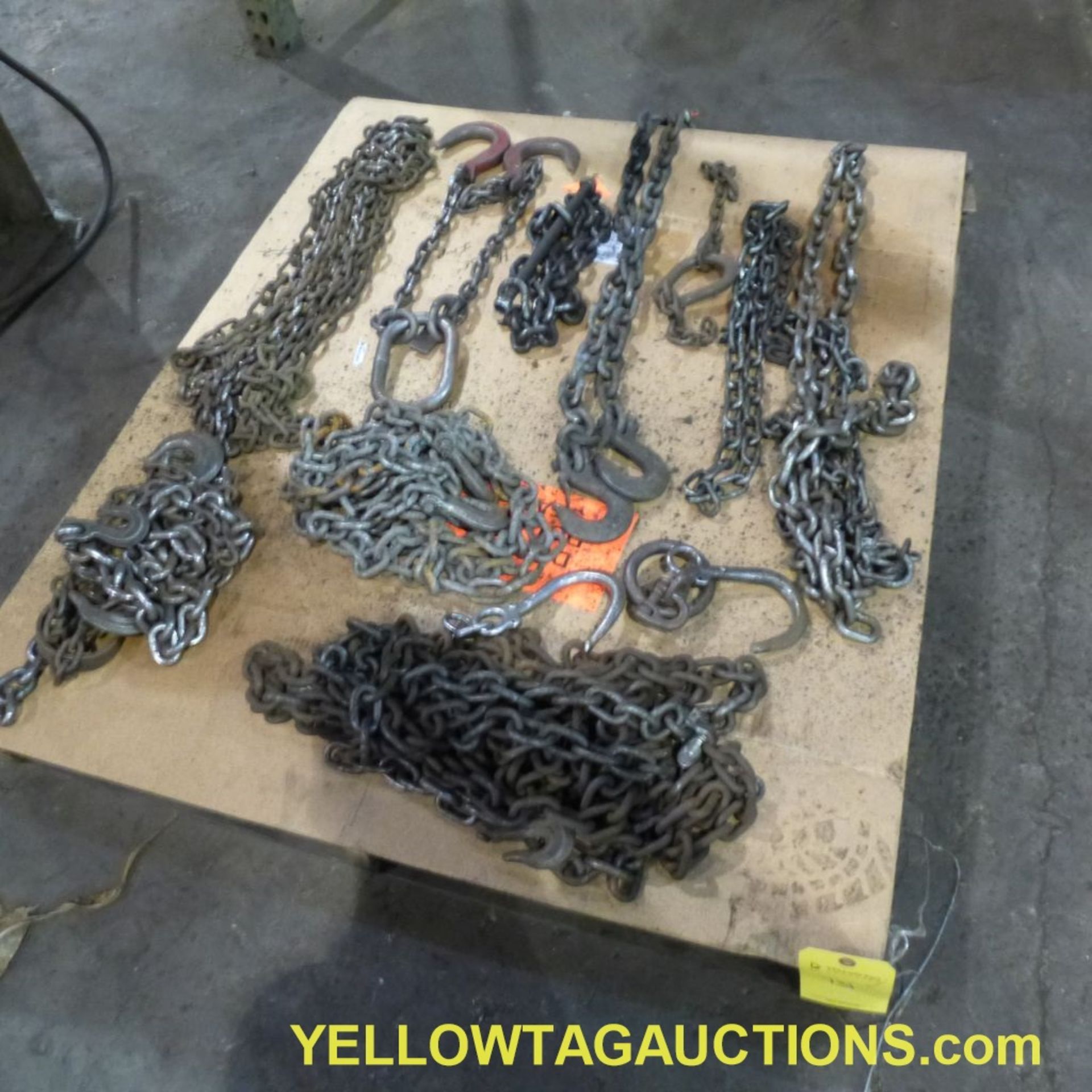 Lot of Assorted Chain with Hooks|Tag: 731 - Image 2 of 5