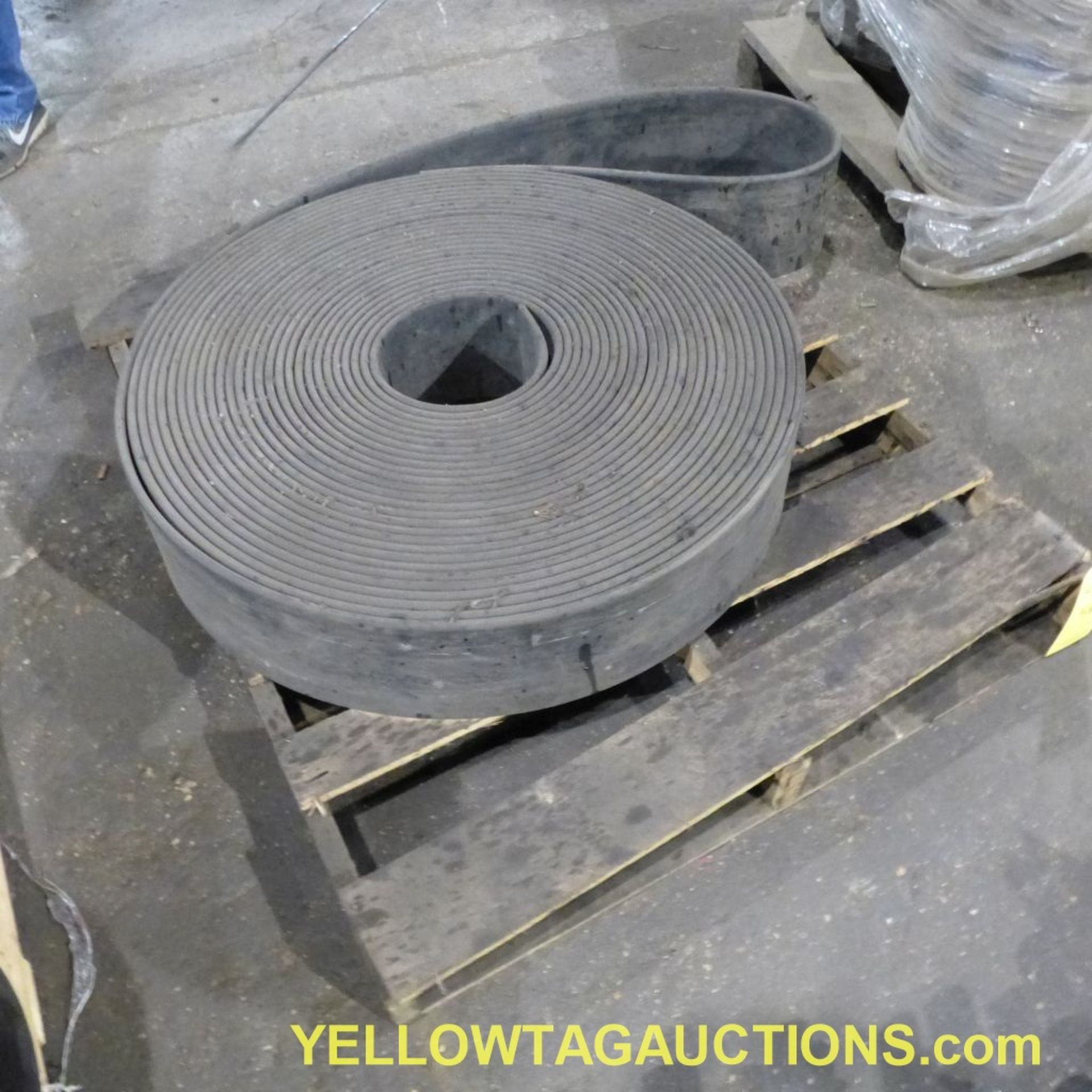 Roll of Rubber Seal|Approx. 200'; 7.5" Wide x 1/2" Thick|Tag: 582