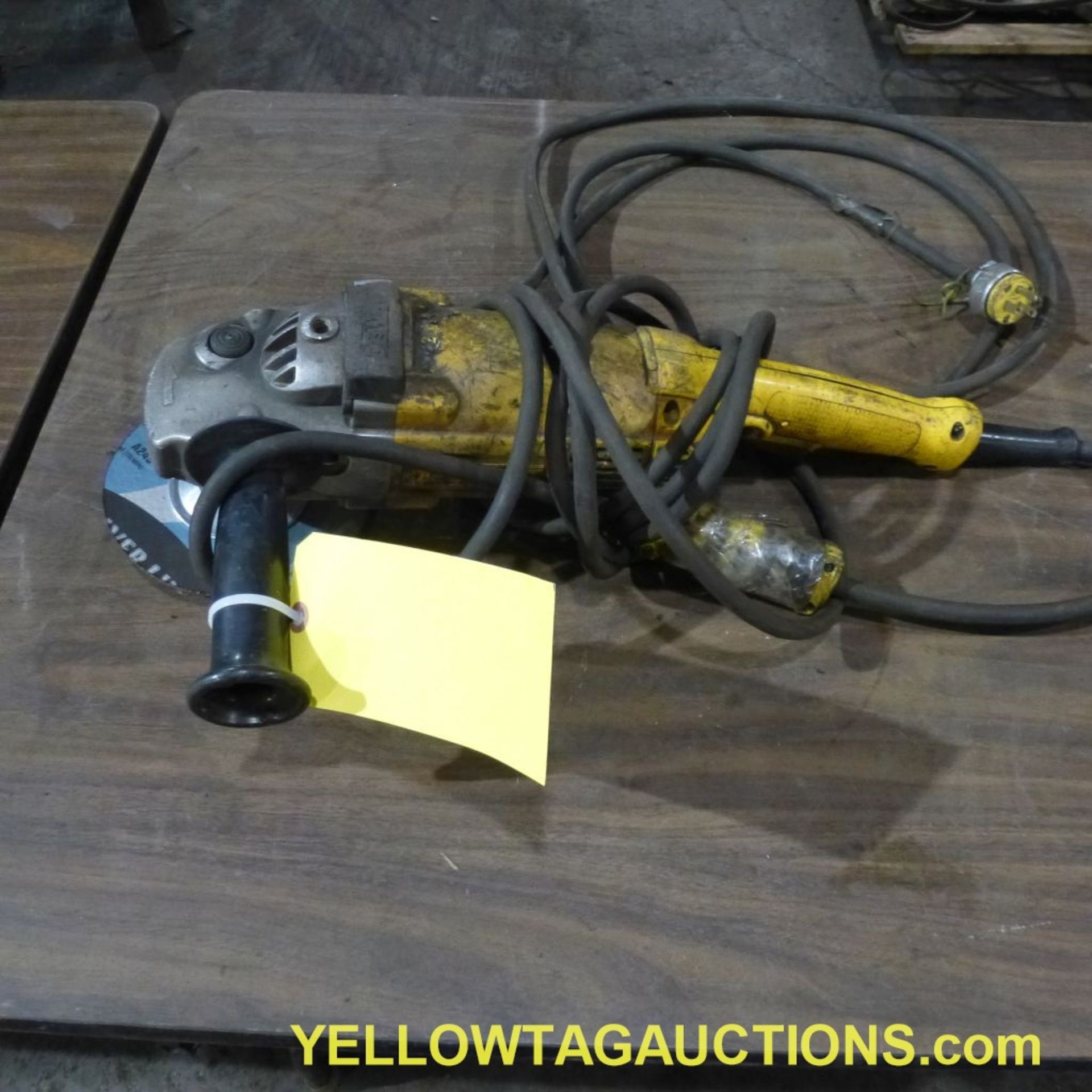 DeWalt Angle Grinder|DWE4510; 120V|Tag: 722