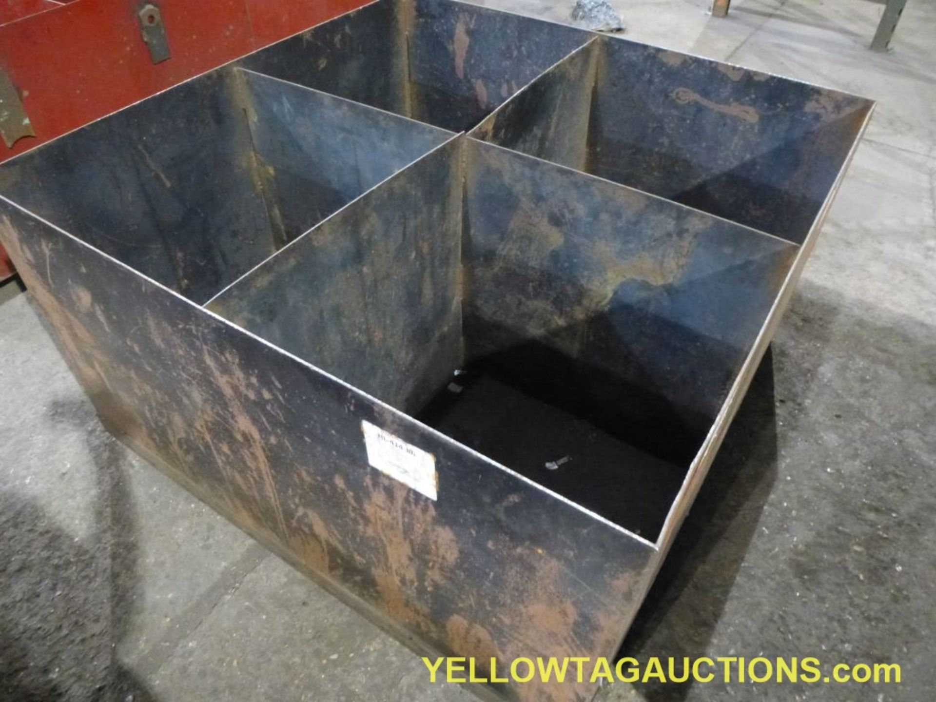 Lot of (1) 4-Section Parts Bin|Tag: 135 - Image 3 of 3