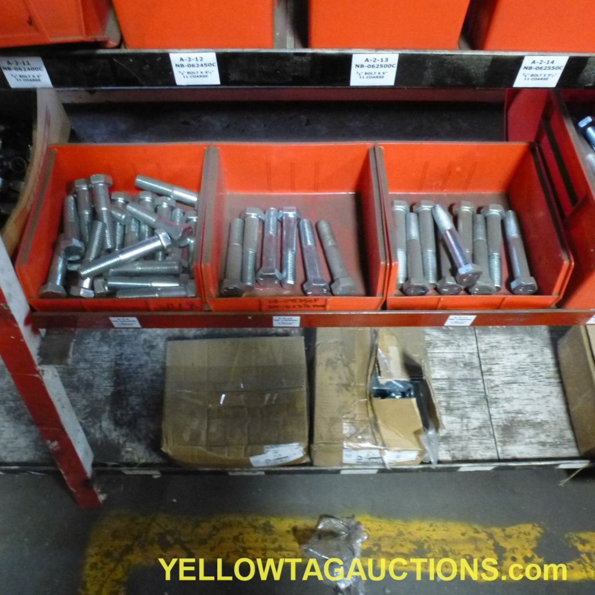 Lot of (3) Shelves with Contents|Includes: Bolt Bins, Hardware, Nuts, Bolts, Washers, Lock - Bild 23 aus 36