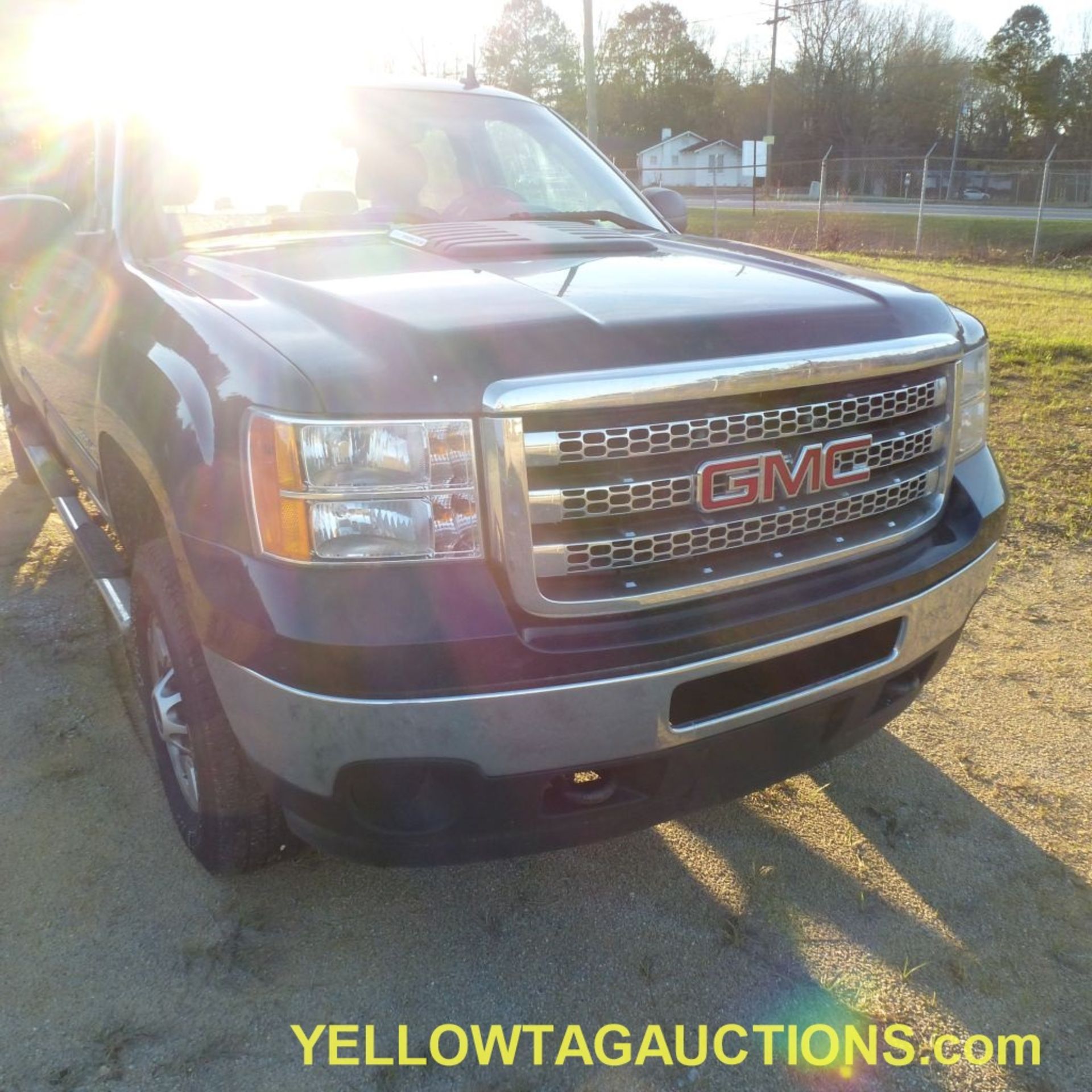 2012 GMC Sierra SLE 2500 HD Long Bed Truck|VIN #1GT110C84CF171001; Miles: 247,876; 6.6 Dura Max - Image 5 of 94