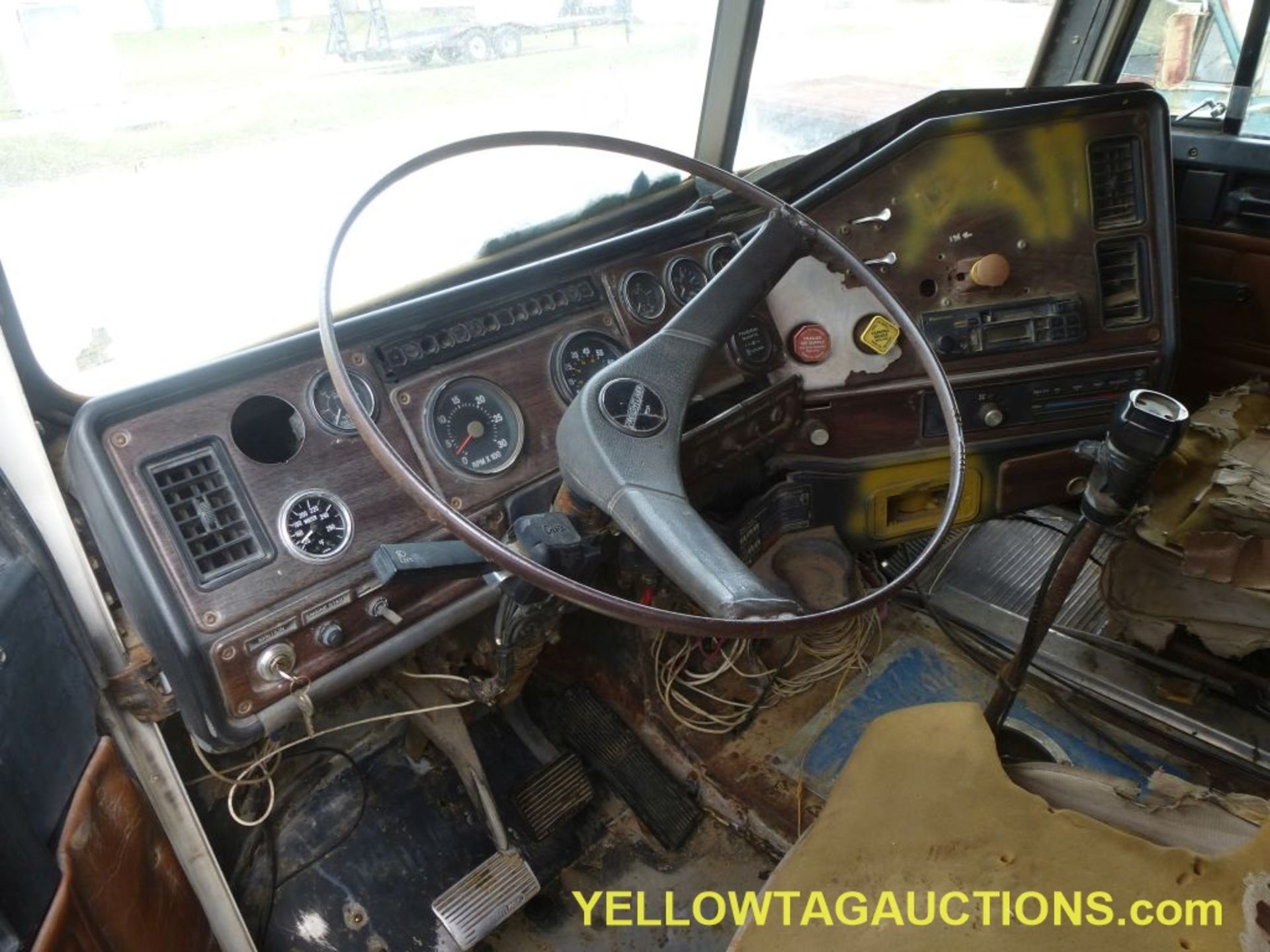 1989 Freightliner FLD 120 Truck Tractor|VIN #1FUYDCYBXKP338622;|Titled, Non-Taxable||Tag: 849 - Bild 6 aus 21