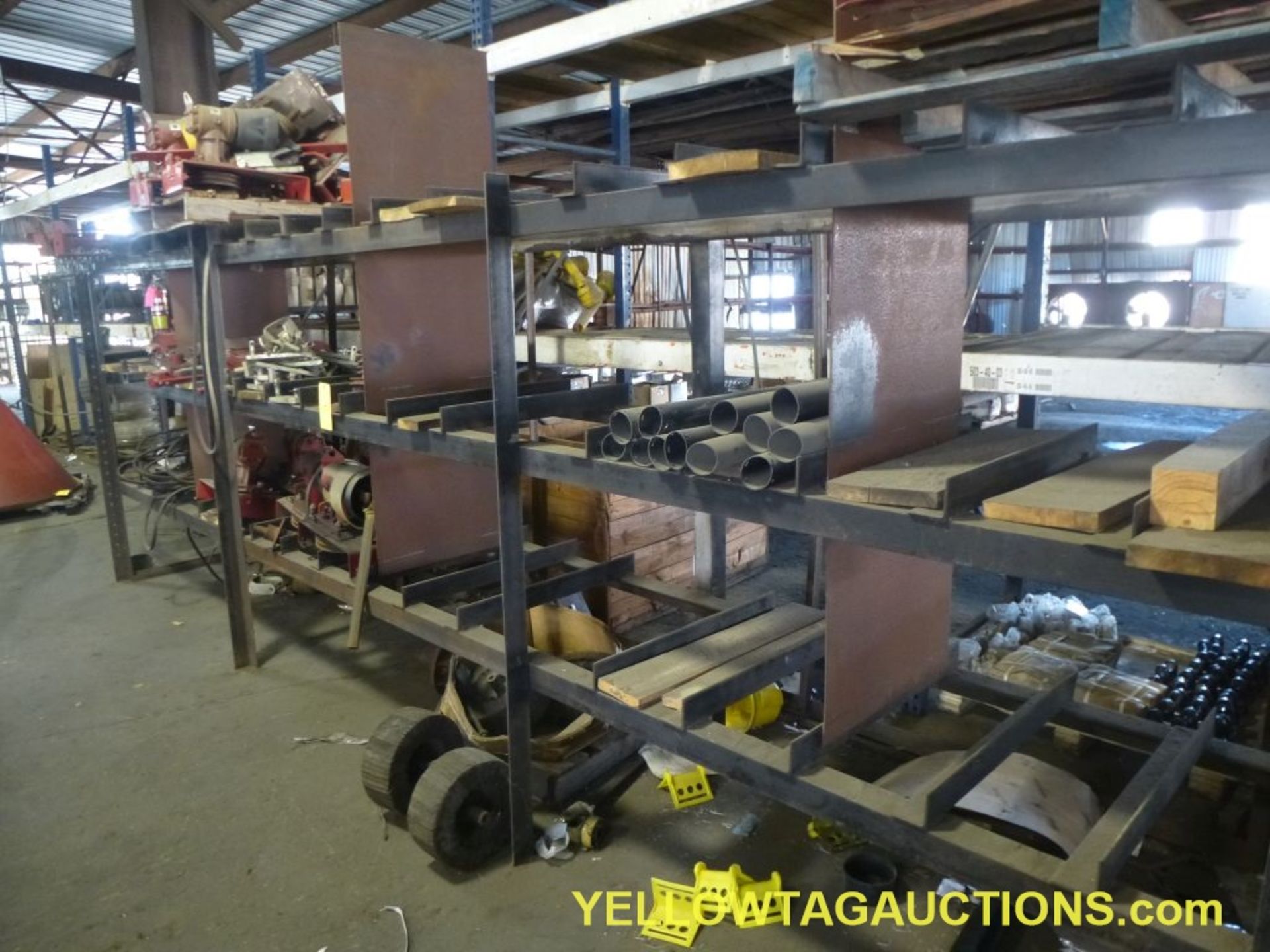 Lot of Racking with Contents|Includes:; (15) Gear Boxes; (4) Chain Guards; Brackets; Belts; - Bild 2 aus 20