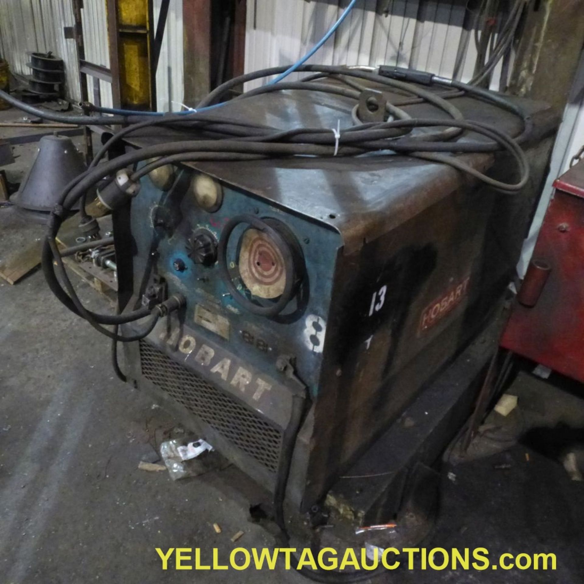 Hobart Arc Welder with Wire Feeder|Model No. RC-300; Serial No. 12RT-998; 66/33A; 230/460V|BUYER - Bild 6 aus 7