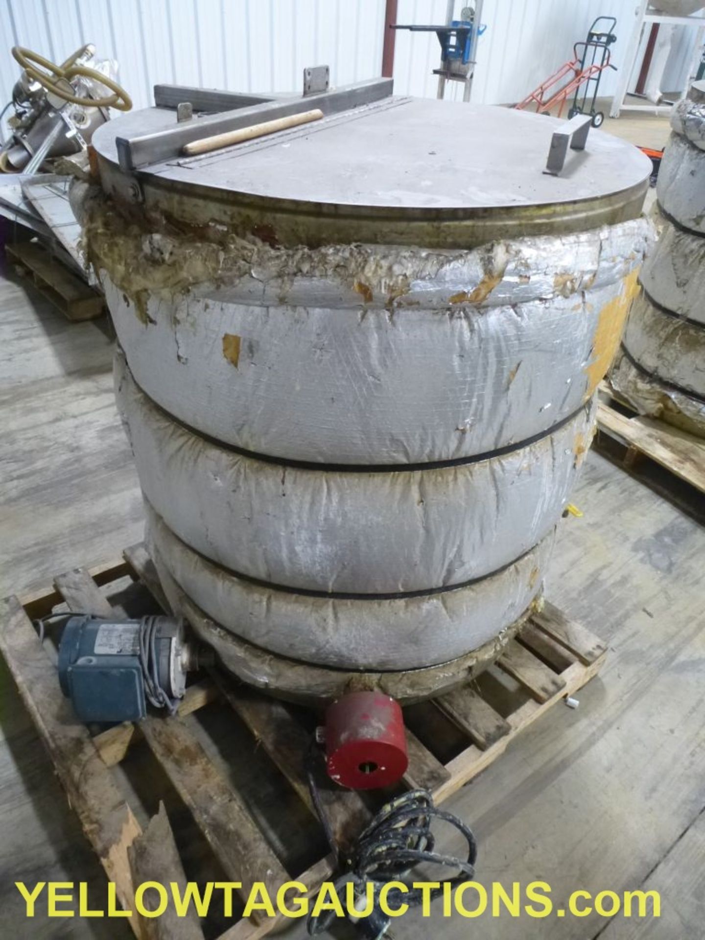 Stainless Steel Jacketed Melting Pot|Lot Loading Fee: $5.00 - Image 2 of 9