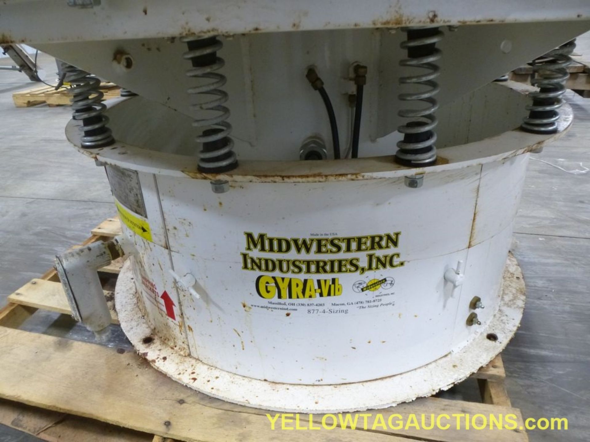 Midwestern Industries Vibrating Screen Separator|Model No. M-R 48S8; 200/460V; 9.7A|Lot Loading Fee: - Image 5 of 14