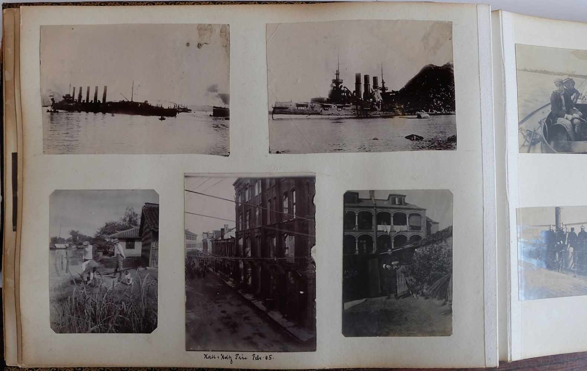 DEUTSCHES REICH, 2 Fotoalben, Shanghai, um 1900, Fotos des Militär- und Freizeitlebens eines - Image 4 of 7