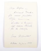 RIEFENSTAHL, Leni, Autograph auf Karte, 18 x 13, verso Widmung, handsigniert und datiert St.