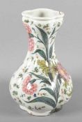 VASE, Fayence, polychrom glasiert, umlaufendes Blumendekor, H 25, besch., rest., überglasurgelbe