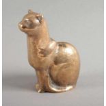 MODERNER BILDHAUER, "Katze", Bronze (Vollguss), H 12,5, monogrammiert KH 22.00 % buyer's premium