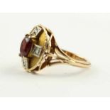 GRANATRING, 585/ooo Gelbgold, besetzt mit Granat und Diamantsplittern, RG 48, 3,5g 22.00 % buyer's