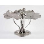 FIGURALE JUGENDSTIL-SCHALE, Zinn, Darstellung der Psyche, H 20, FRANKREICH, um 1900 22.00 % buyer'