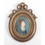 MINIATUR, "Biedermeier-Damenportrait", polychrome Malerei/Elfenbein, Dm 5, Messingrahmen, DEUTSCH,