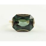 DIOPTASRING, 585/ooo Gelbgold, RG 55, 4,9g, um 1930/40 22.00 % buyer's premium on the hammer price