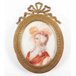 MINIATUR "MRS. SARAH SIDDONS", nach Thomas Gainsborough, polychrome Malerei/Bein, Dm 8,