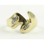 DAMENRING, 585/ooo Gelbgold, besetzt mit Diamanten, RG 57, 3,2g 22.00 % buyer's premium on the