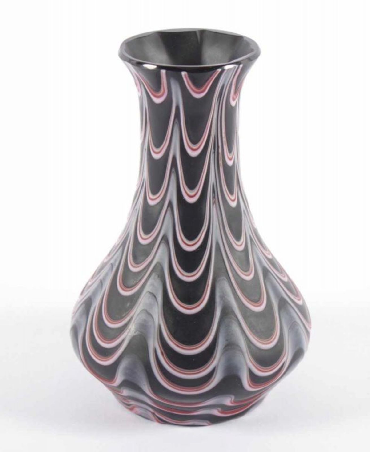 VASE, farbloses Glas, Aufschmelzungen, gekämmt, H 13, MURANO, 19.Jh. 22.00 % buyer's premium on