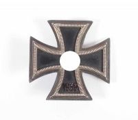 EISERNES KREUZ 1. KLASSE 1939, Hersteller 15, Friedrich Orth, WIEN 22.00 % buyer's premium on the