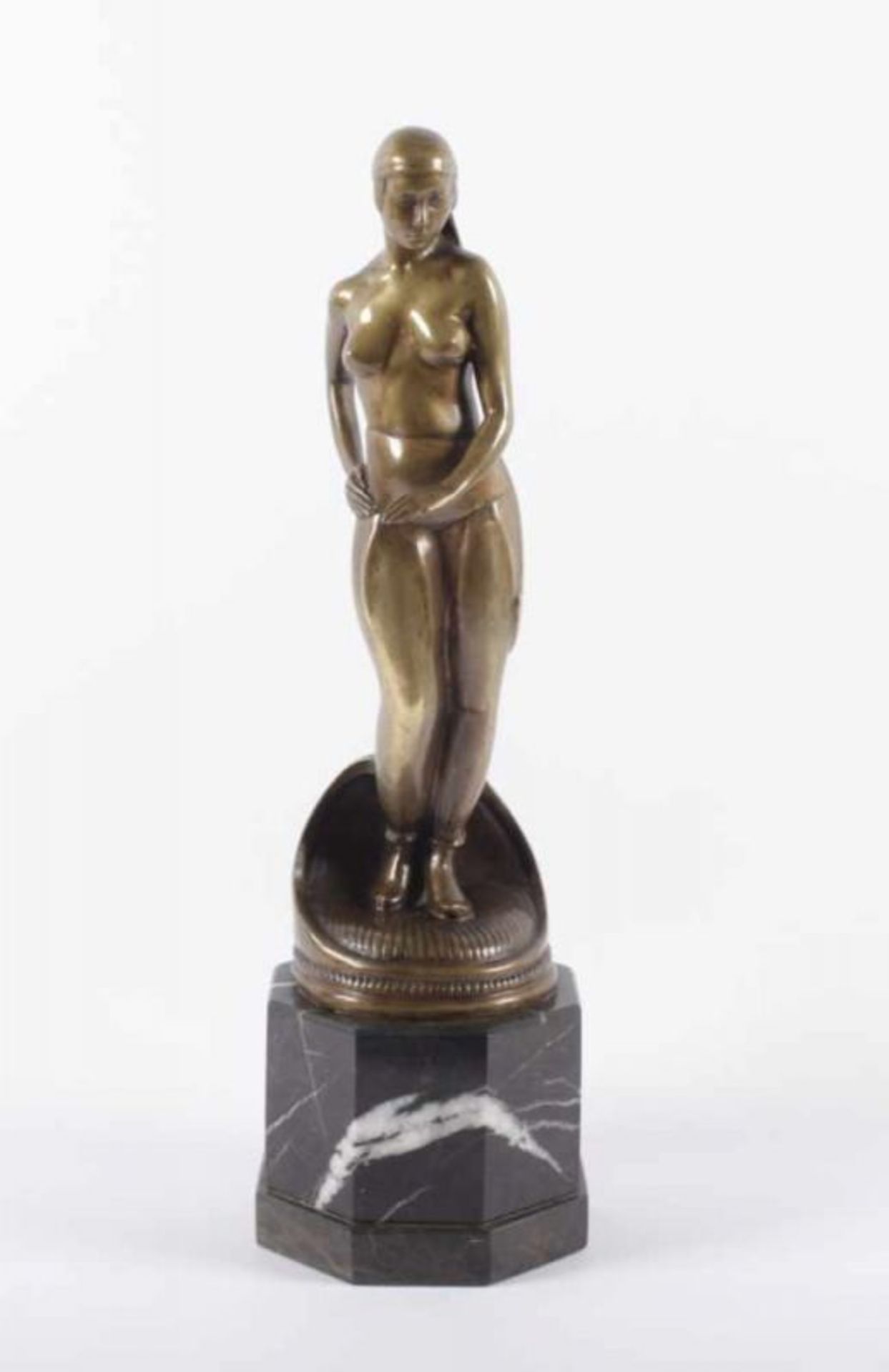 KÜHN, Carl Heinrich Walter (1895-1970), "Stehende Tänzerin", Bronze, H 31, verso signiert und