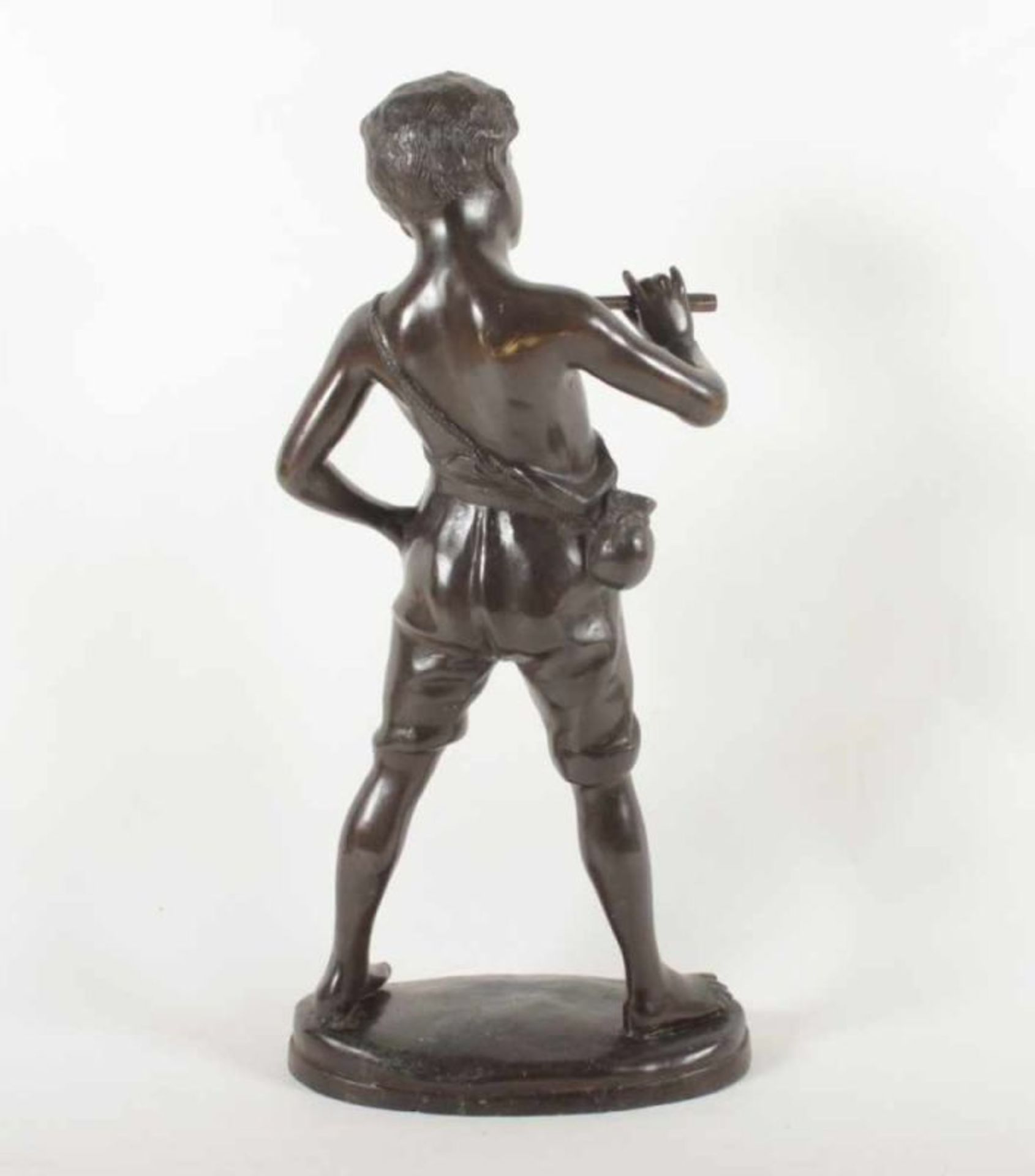 JUNGE MIT EINER FLÖTE, Bronze, H 66, nach Auguste Moreau 22.00 % buyer's premium on the hammer price - Bild 3 aus 4