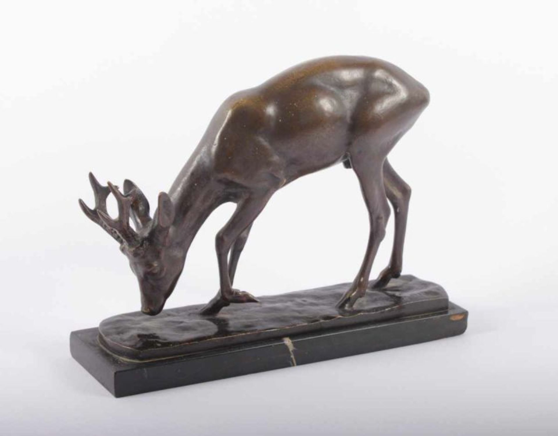 KORN, Johann Robert, "Rehbock", Bronze, H 19, auf dem Stand signiert, Marmorsockel 22.00 % buyer's