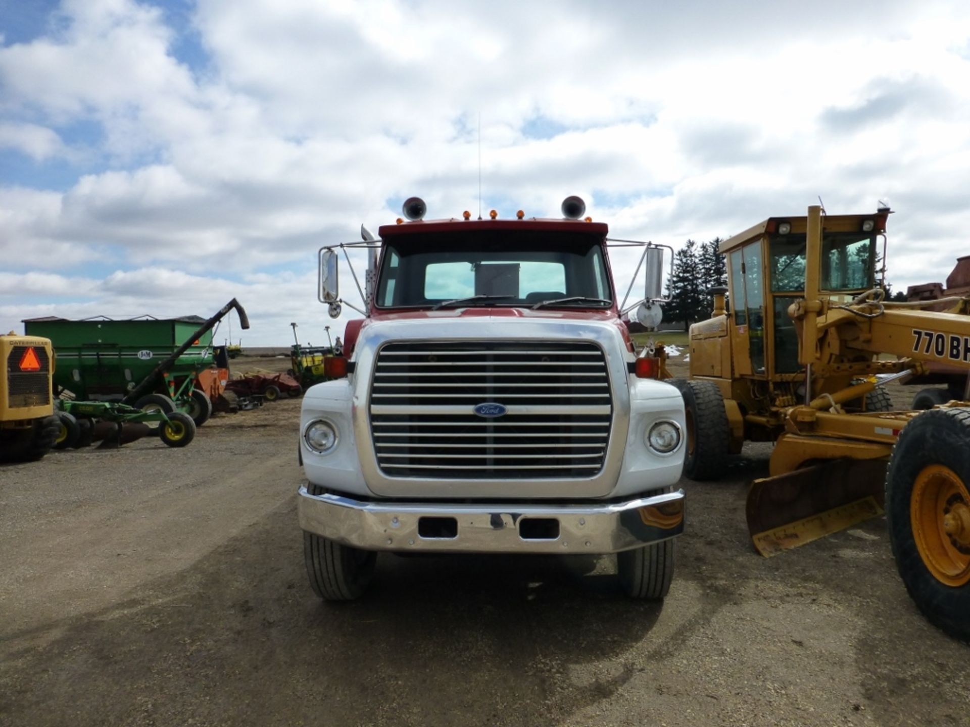 1984 Ford L8000 - Image 6 of 29