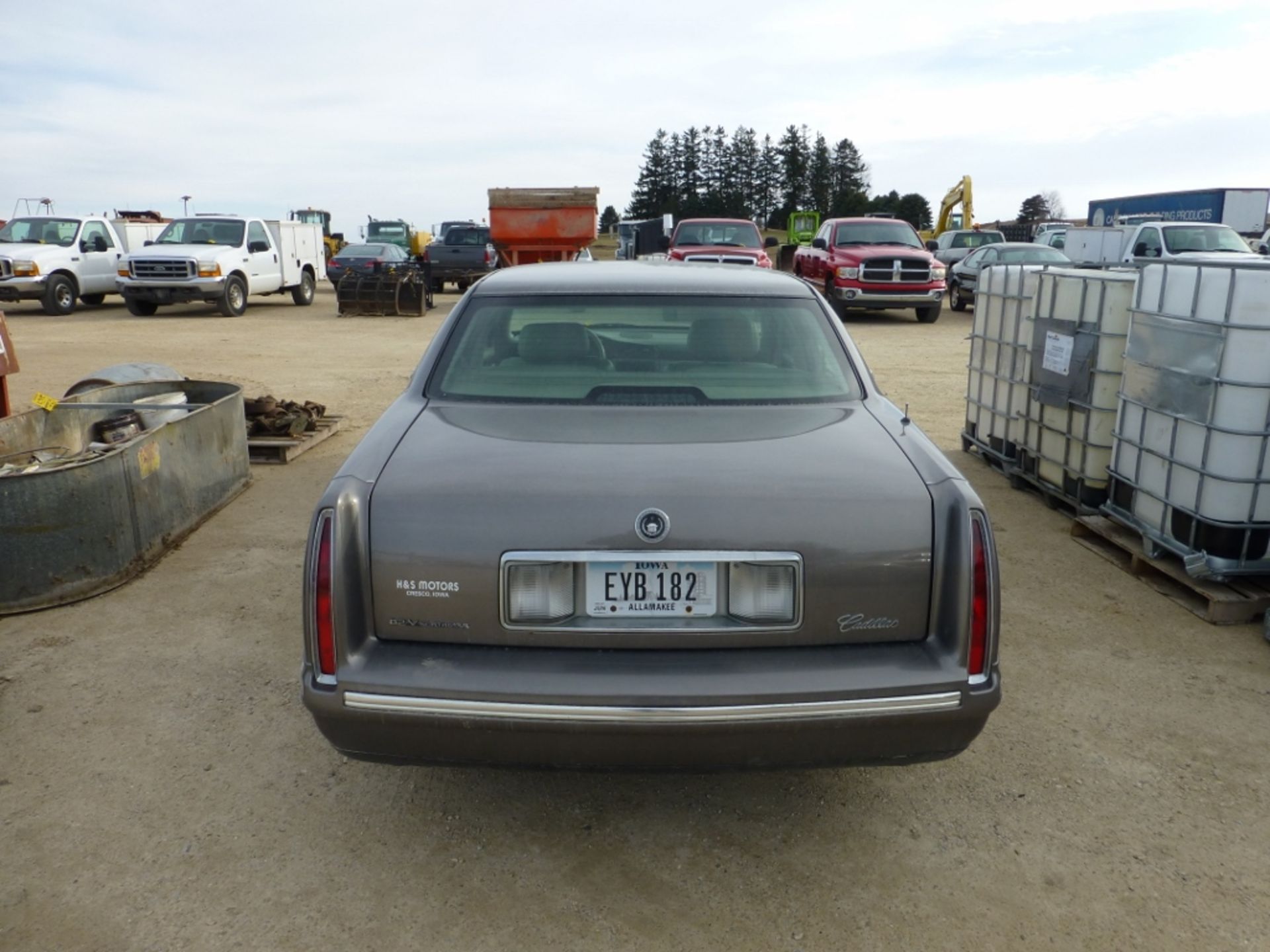 1998 Sedan Cadillac Deville - Image 10 of 22