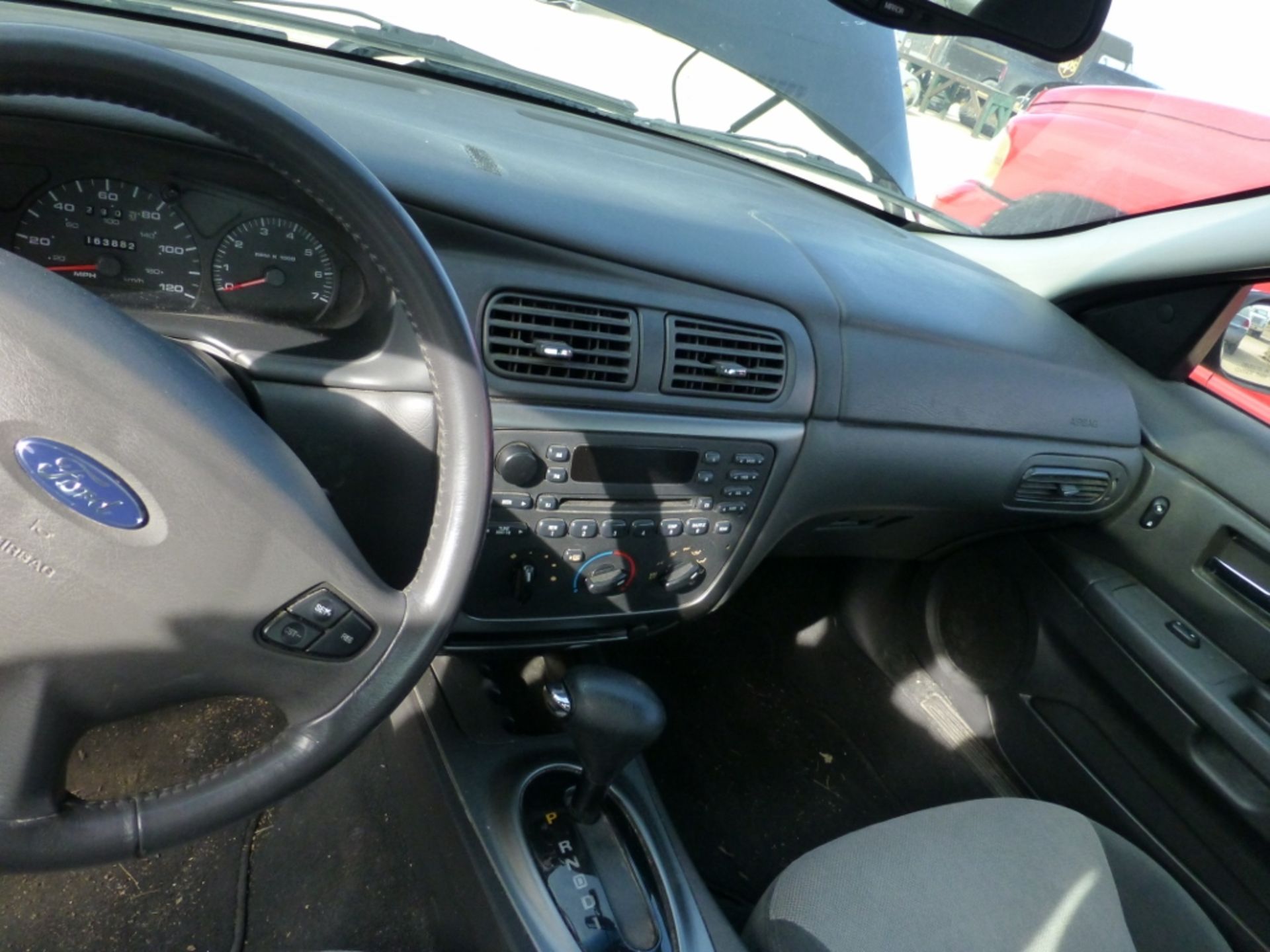 2003 Ford Taurus SES - Image 19 of 24