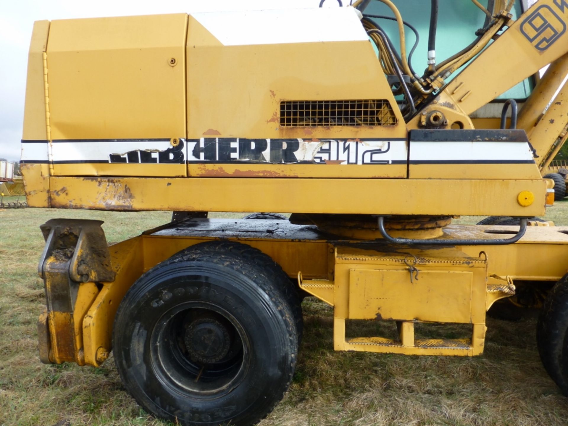 Liebherr 912 wheel excavator - Image 15 of 30