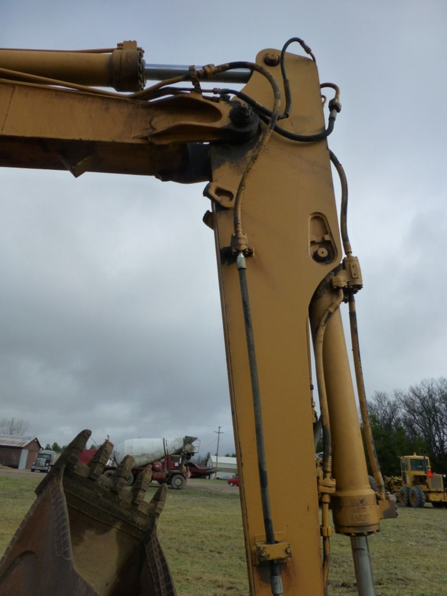 Liebherr 912 wheel excavator - Image 2 of 30