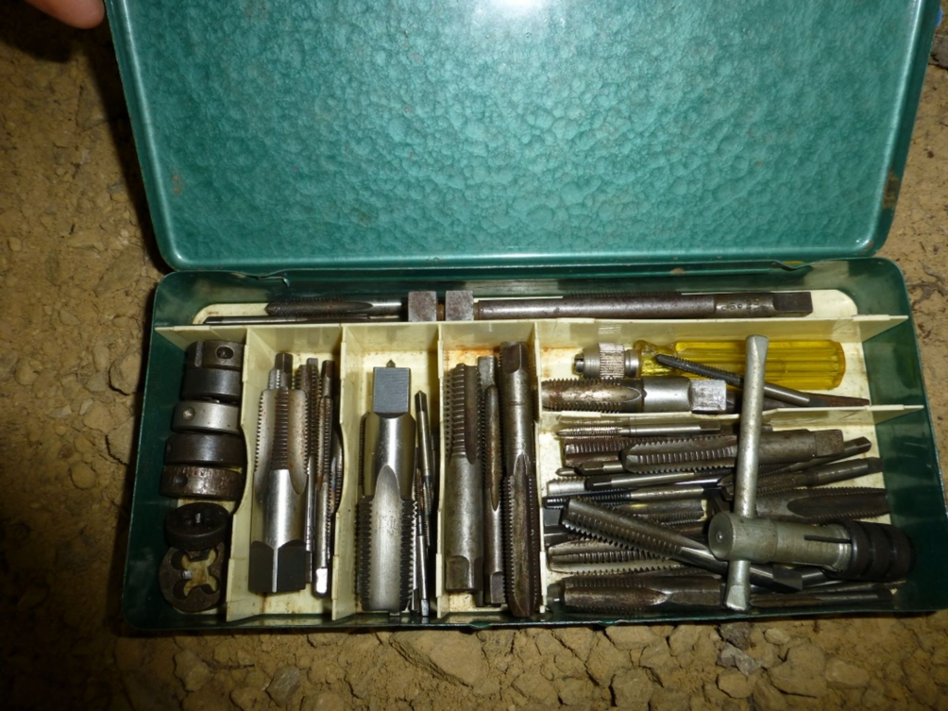 Saws, pruner and tap and die set - Image 3 of 3
