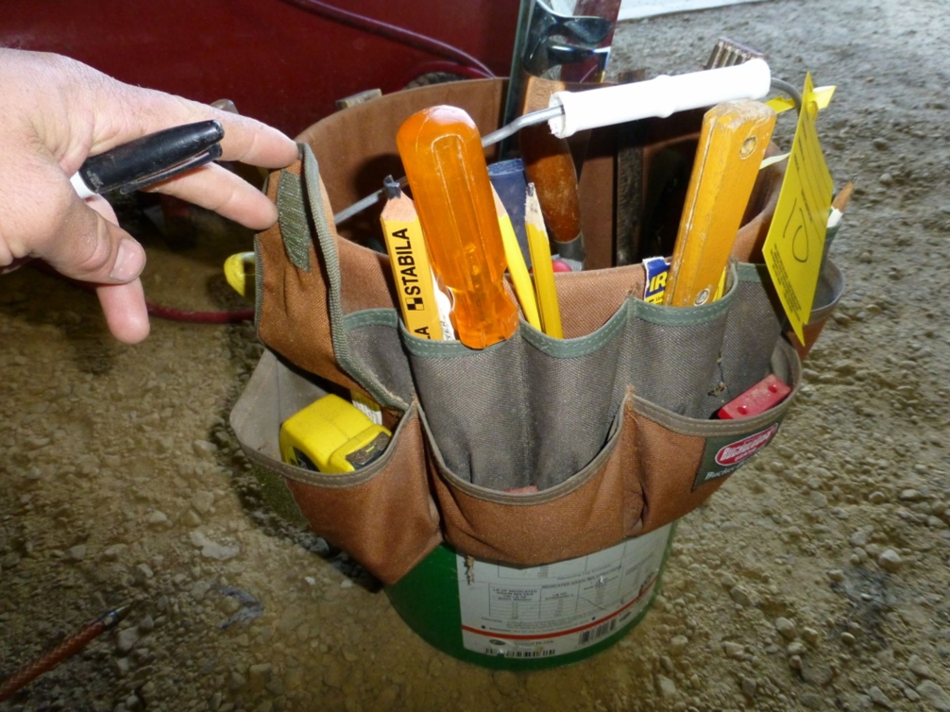 Work Bucket with tools - Image 3 of 3