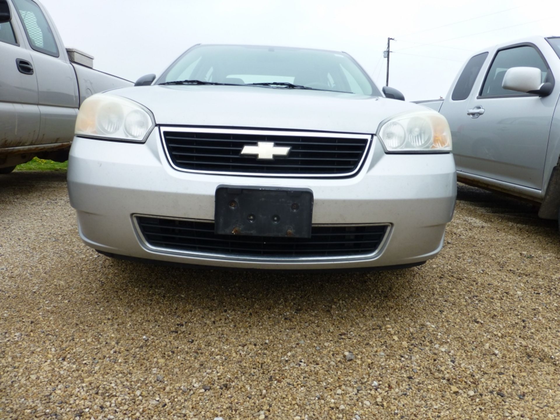 2008 Chevy Malibu, 4 door, Sedan, Silver, automatic transmission, 180,199 miles, unverified.  Tire - Image 7 of 26