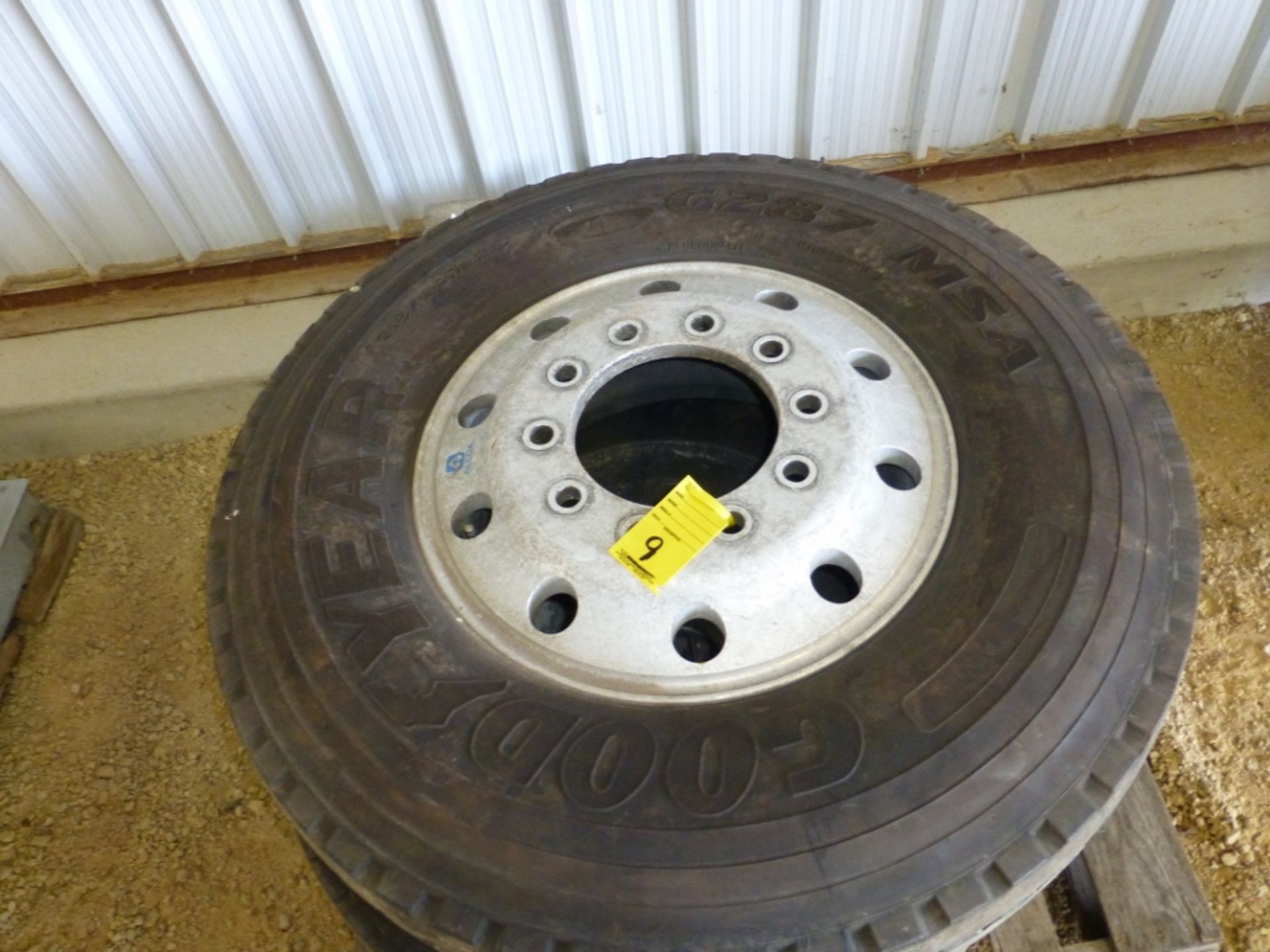 (2) GY 315/80r22.5 tires and aluminum wheel - Image 3 of 5