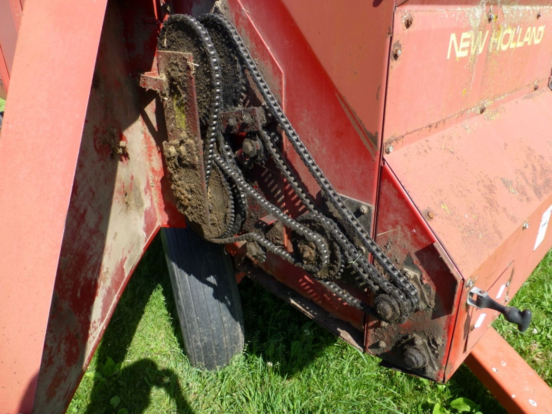 New Holland 716 forage box with Kory 6278 gear. SE:202028 - Image 6 of 18