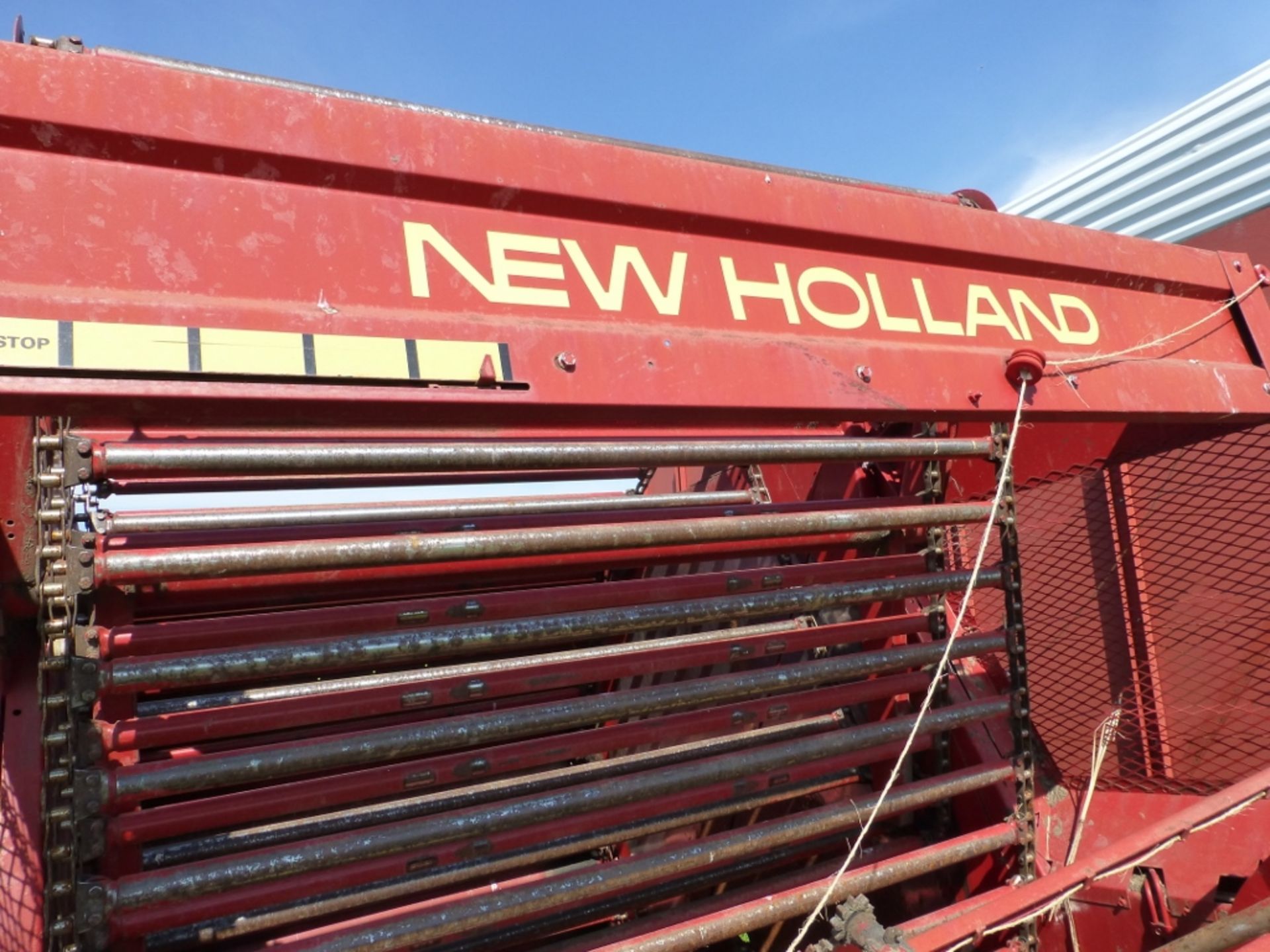 New Holland 851 twine round baler with 6' pickup. SE:563743 - Image 6 of 13