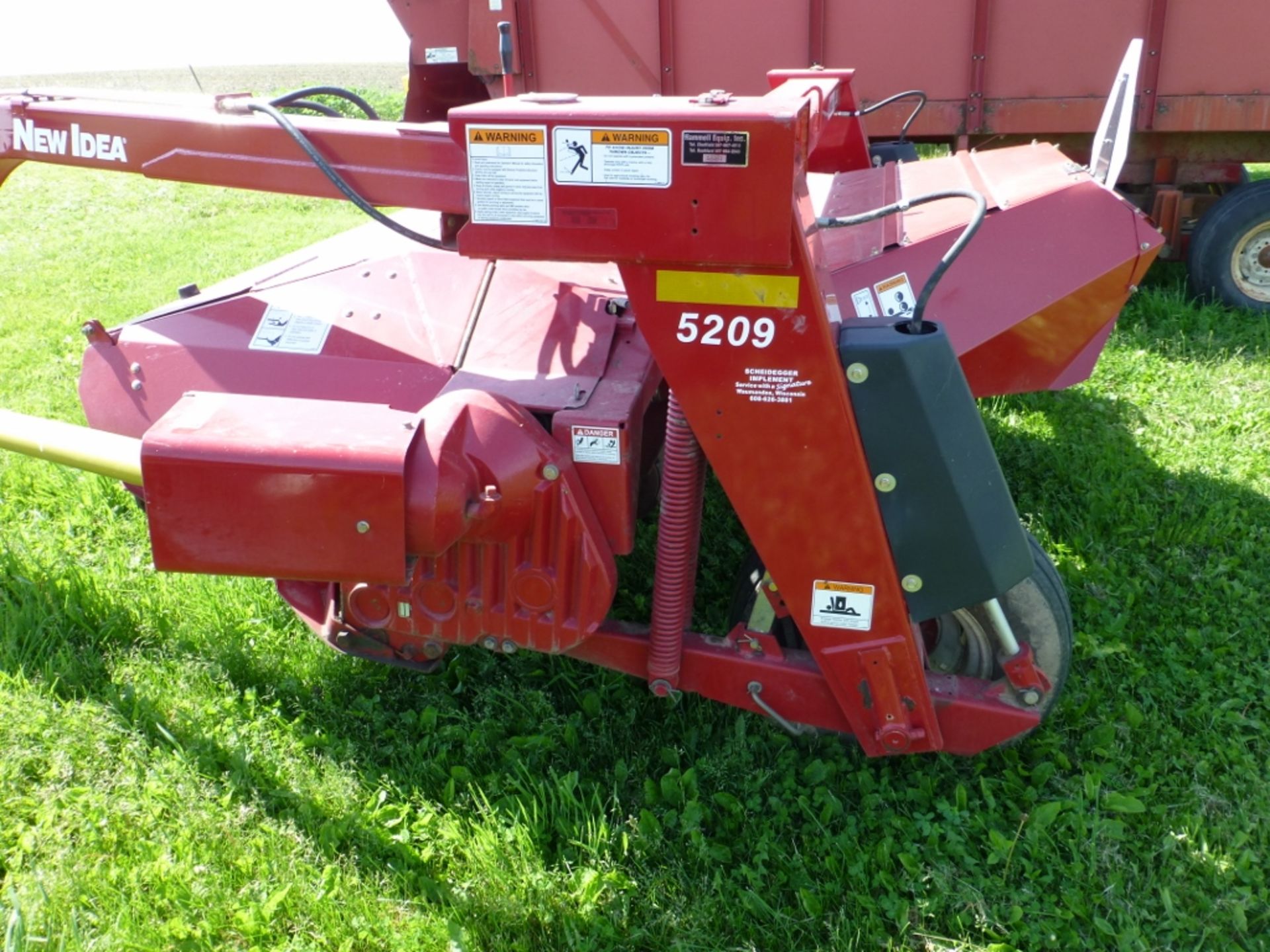 New Idea 5209 9' discbine, with rubber rolls - Image 11 of 14