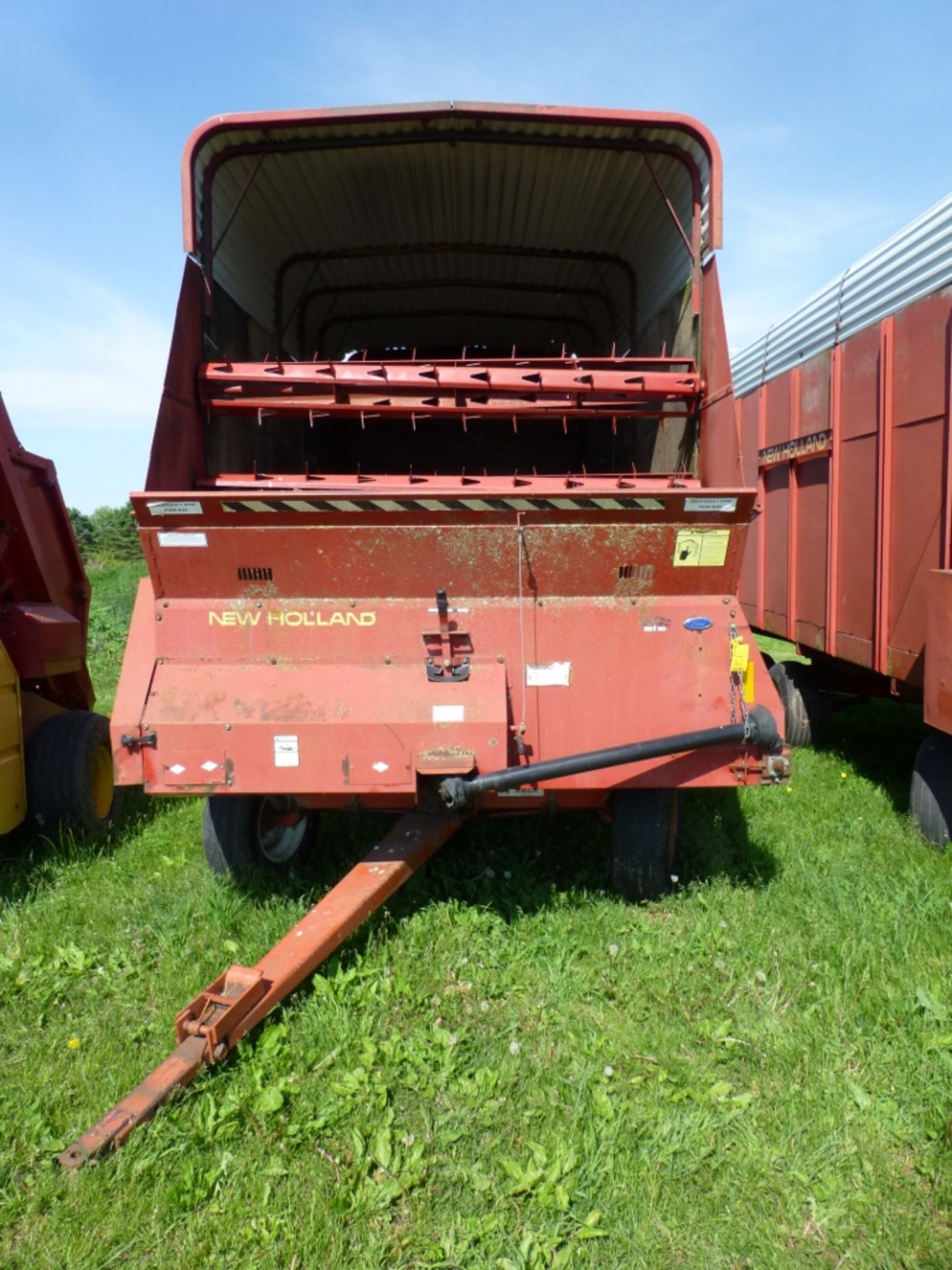 New Holland 716 forage box with Kory 6278 gear. SE:202028 - Image 2 of 18