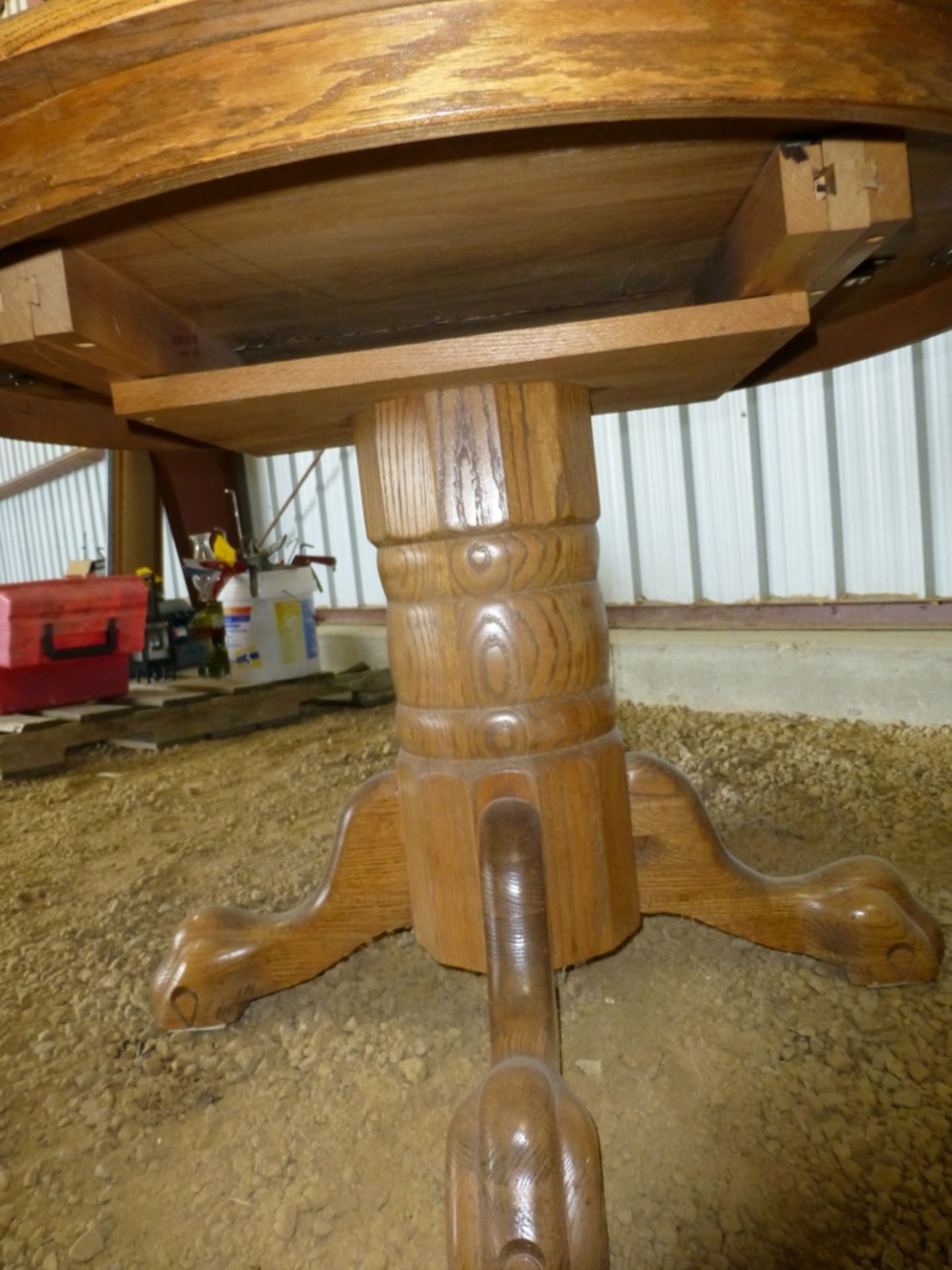 Round wood table with leavs - Image 4 of 5