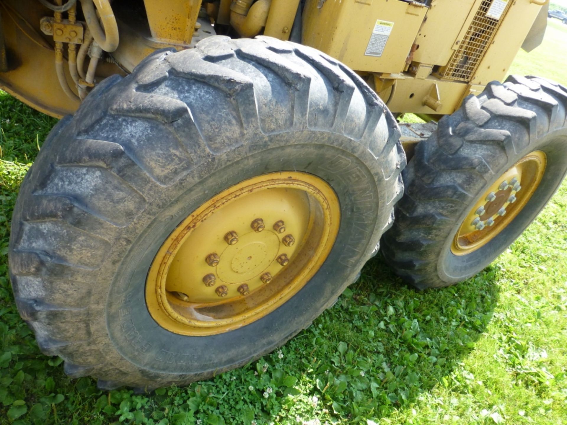 Caterpillar 120G motor grader with 13'10" moldboard se:87v871. Power shift. 7720 unverified hrs. - Image 22 of 27
