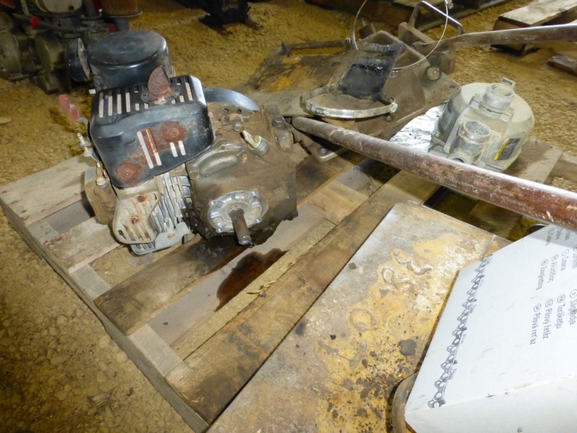 Pallet with plate compactor parts and Honda engine, not seized. - Image 4 of 4