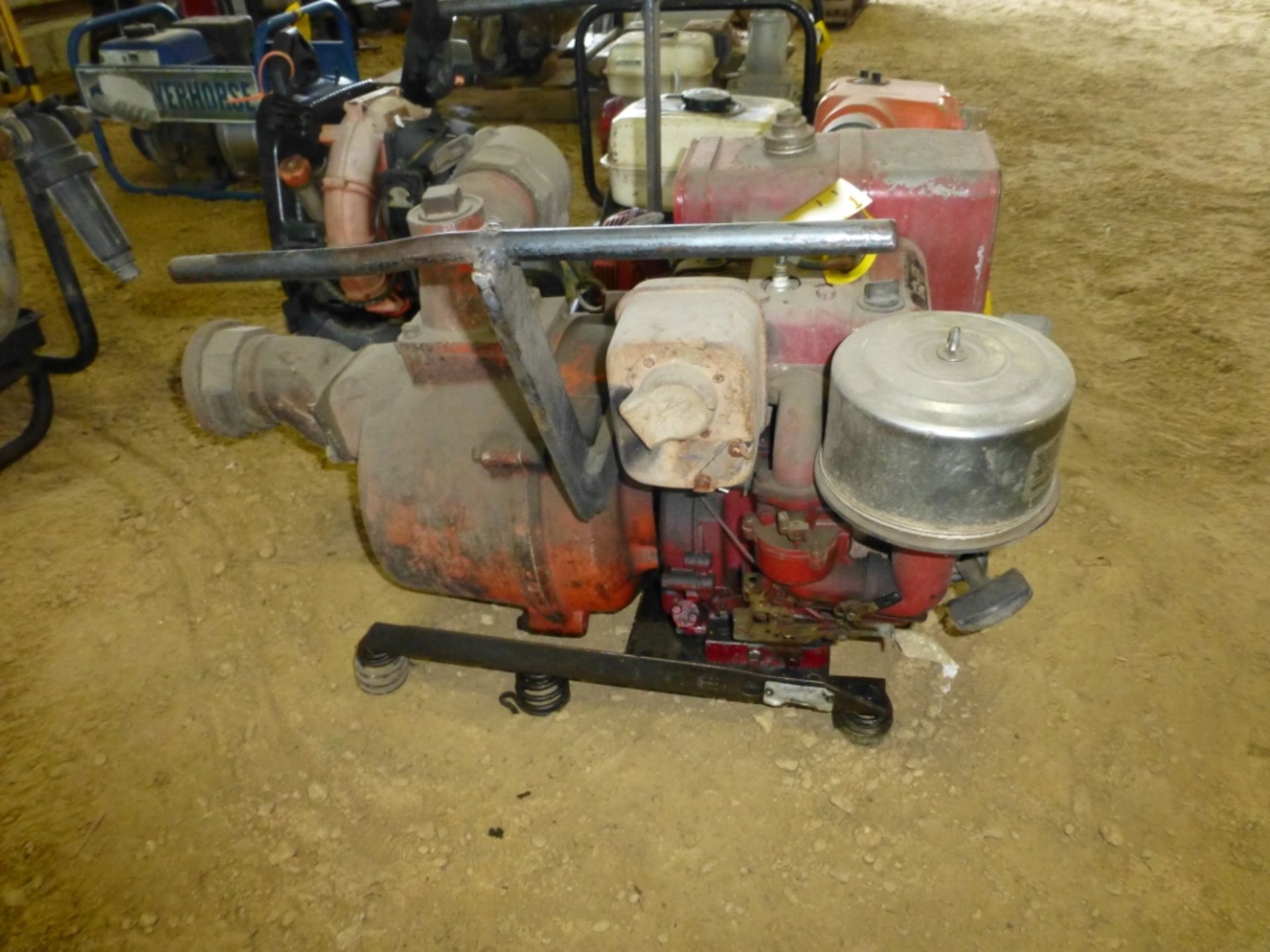 8 hp industrial Briggs with 3in. Pump, engine not seized. - Image 5 of 5