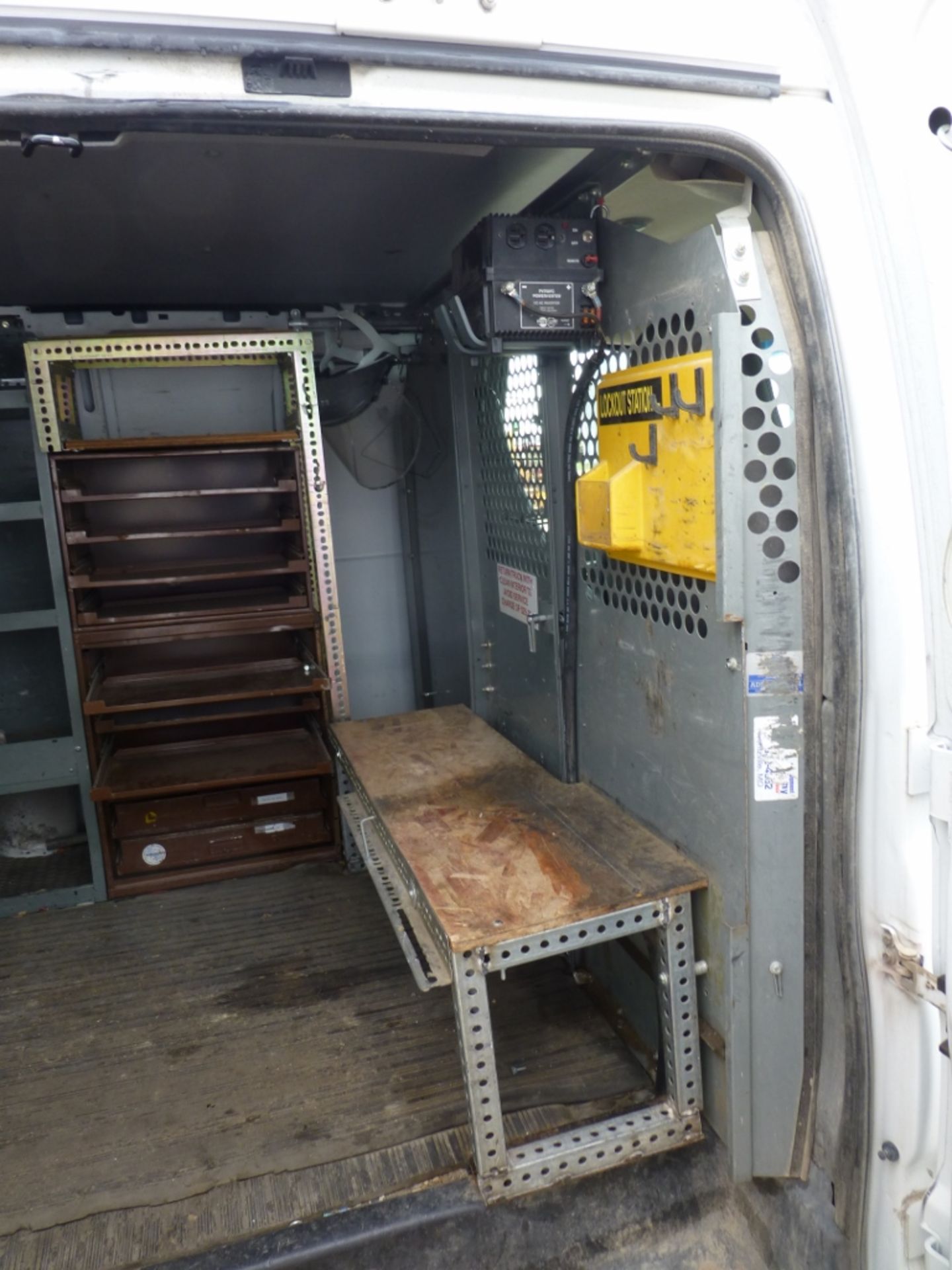 2008 GMC Cargo van, with shelf drawer units, automatic, a.c., manual windows, 254,605 unverified - Image 6 of 22